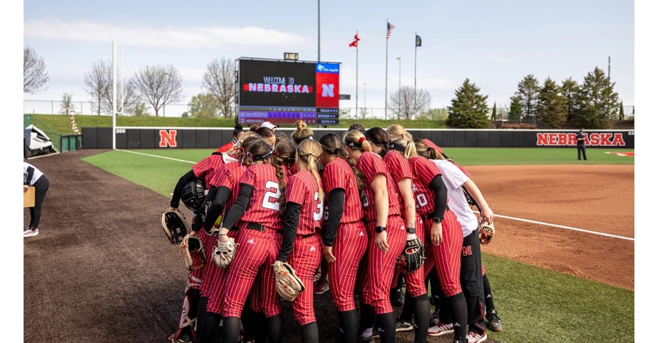 Huskers Drop First Game of DH; Game Two Suspended Until Sunday
